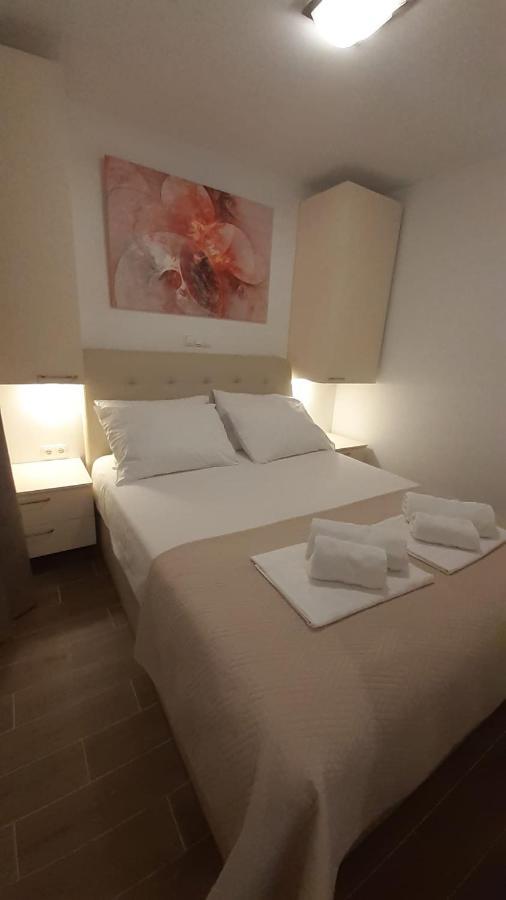 Holiday Hvar Lux Basina Eksteriør bilde