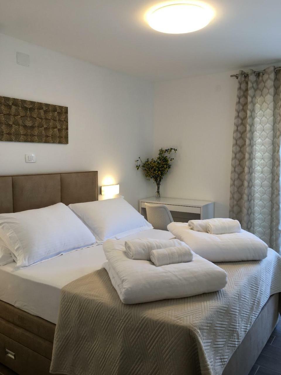 Holiday Hvar Lux Basina Eksteriør bilde